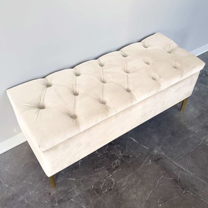 Pufa tapicerowana pikowana CLASSIC KREM MV ze schowkiem nóżki złote